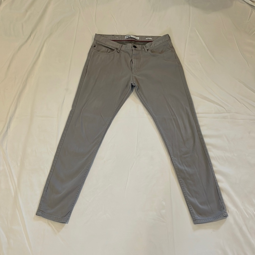Zara Men’s Skinny Fit Chino Size 32